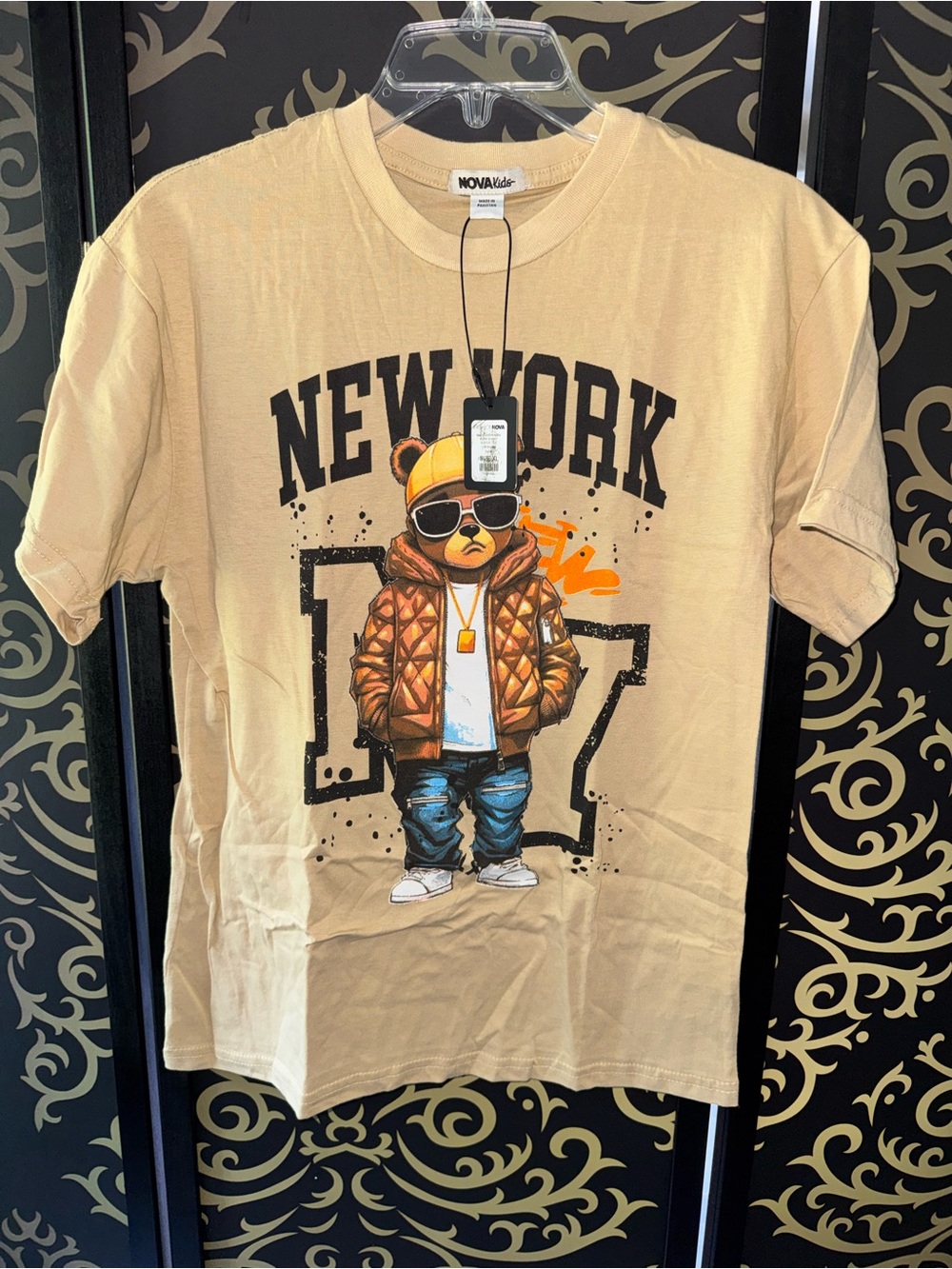 Fashion Nova Kids New York Bear Graphic Tee - Tan & Black